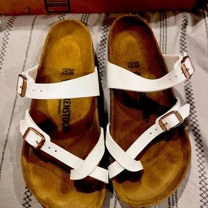 Birkenstock Mayari
Birko-Flor